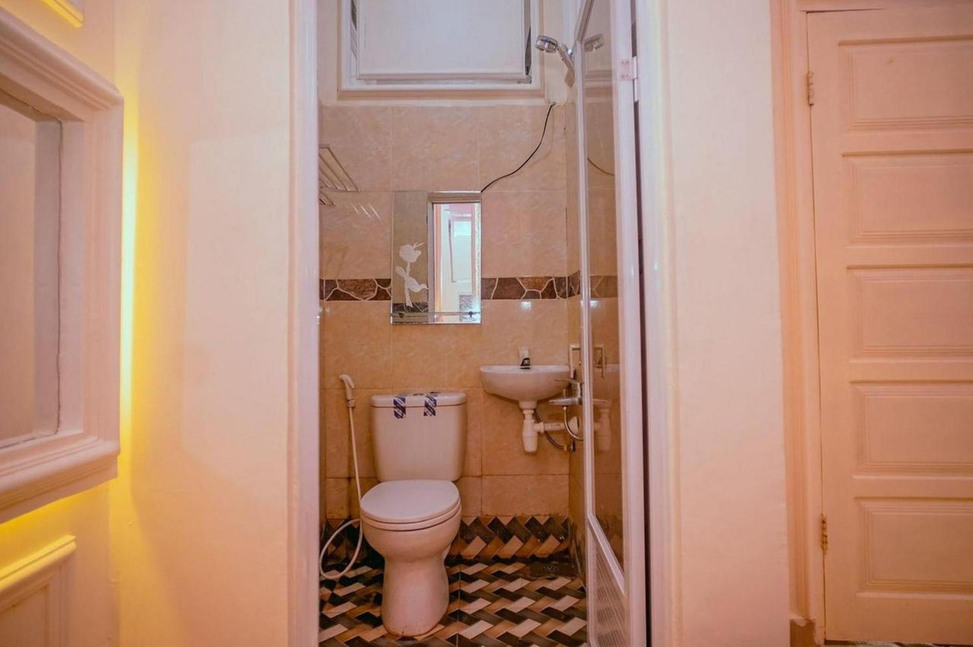 The One Hotel Gorontalo Mitra Reddoorz Telaga Bagian luar foto